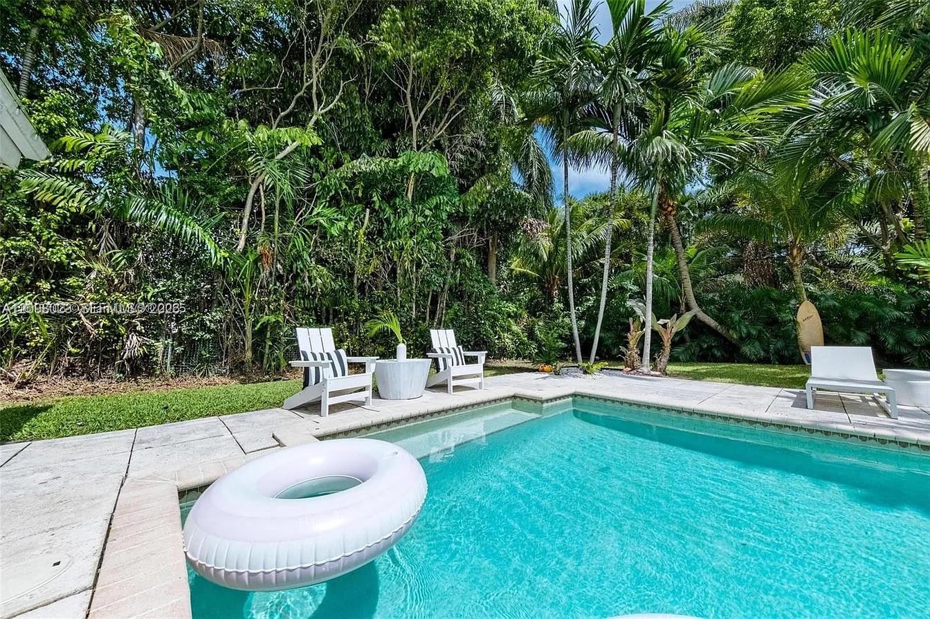 1255 NE 93rd Street