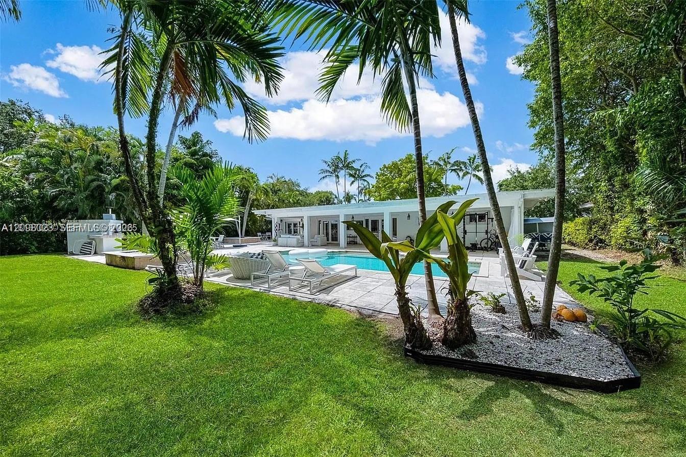 1255 NE 93rd Street