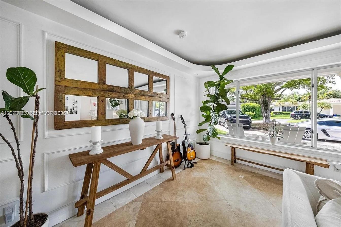 1255 NE 93rd Street