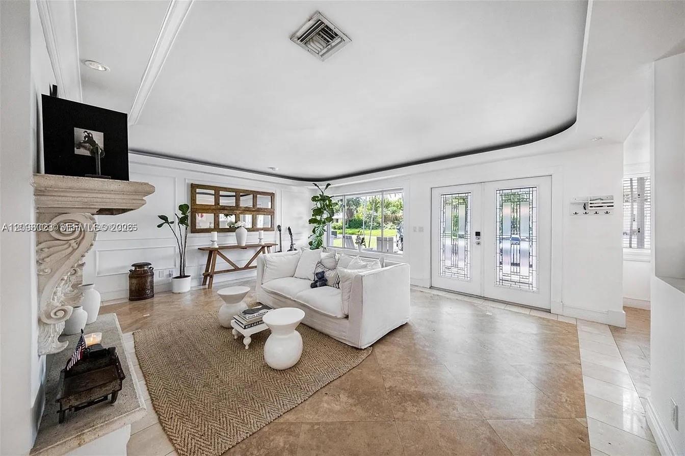 1255 NE 93rd Street