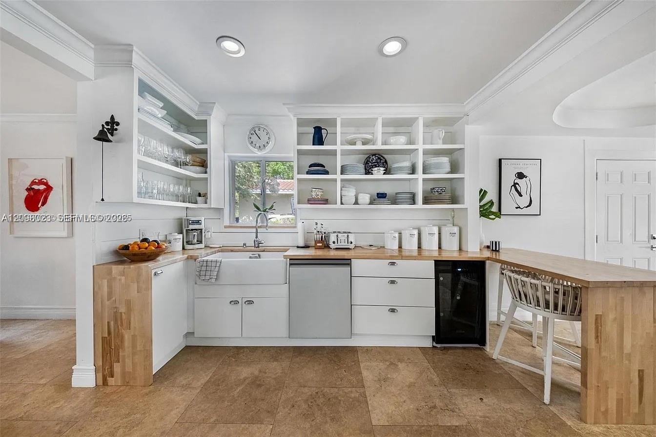 1255 NE 93rd Street
