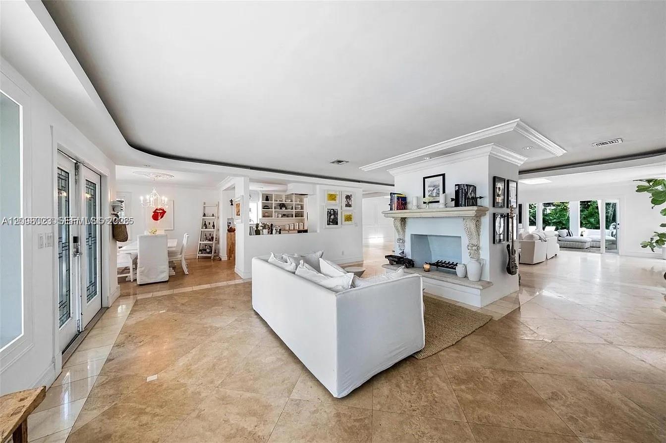 1255 NE 93rd Street