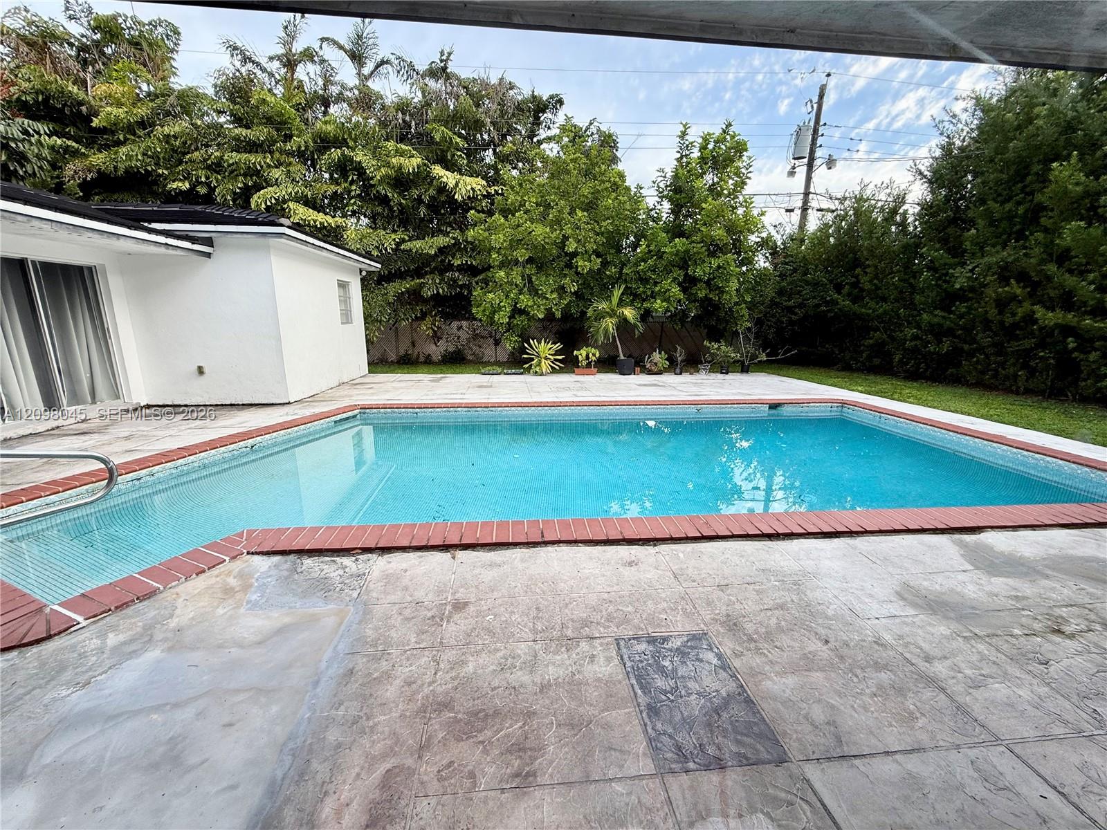 8981 SW 57th Terrace