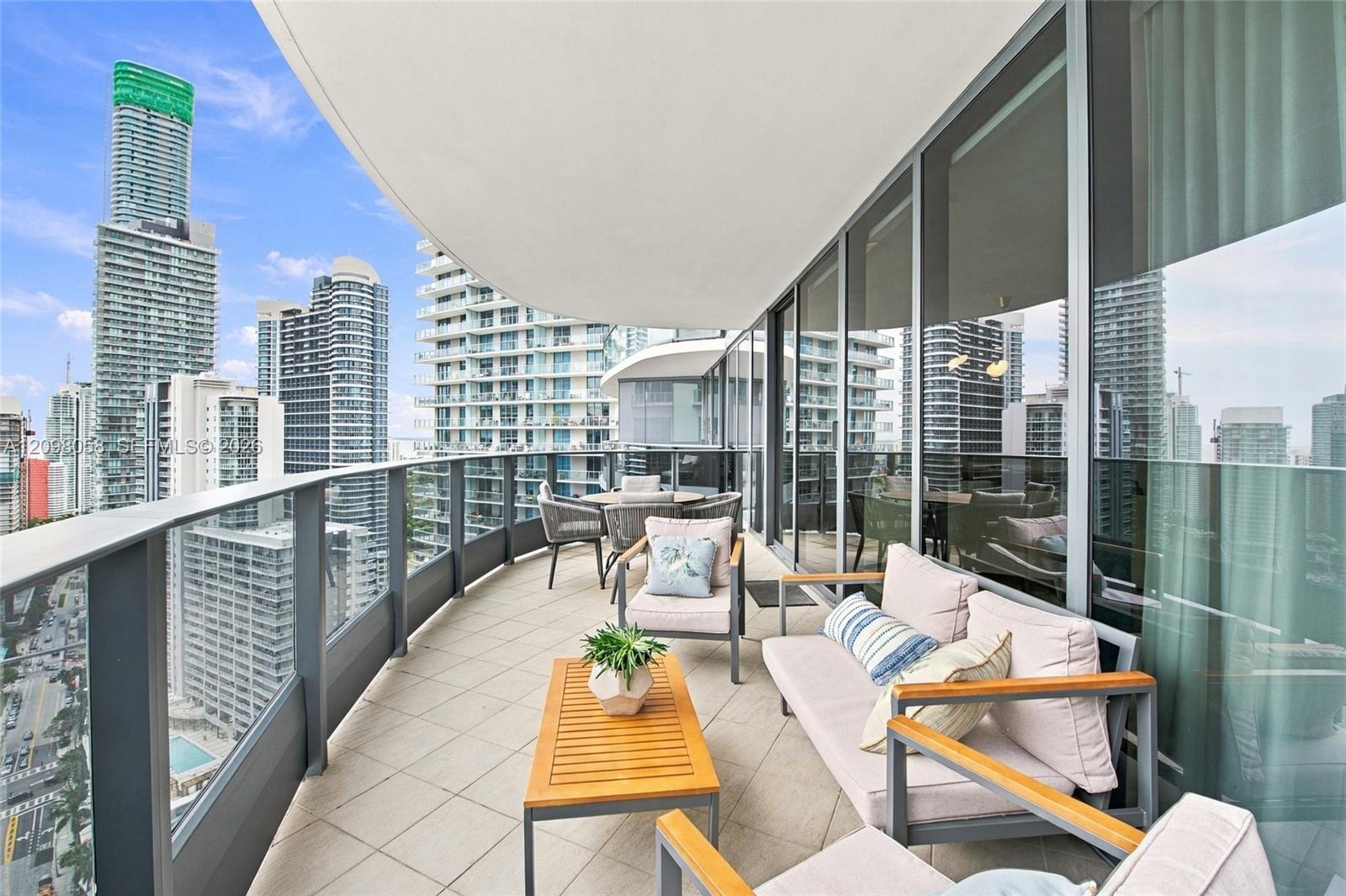 1000 Brickell Plaza