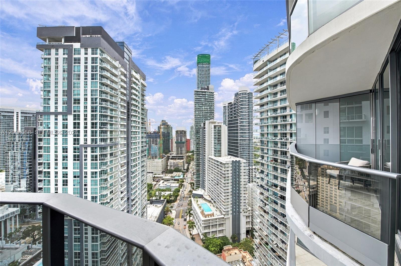 1000 Brickell Plaza