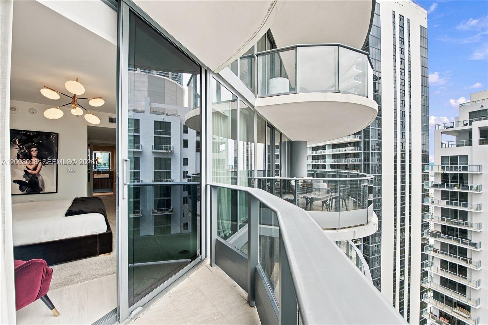 1000 Brickell Plaza