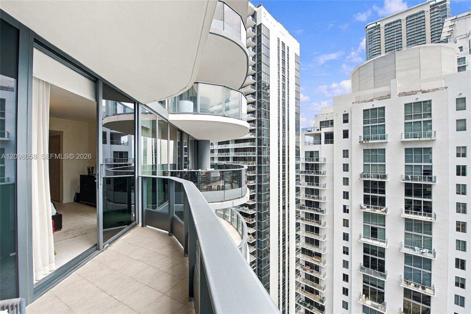 1000 Brickell Plaza