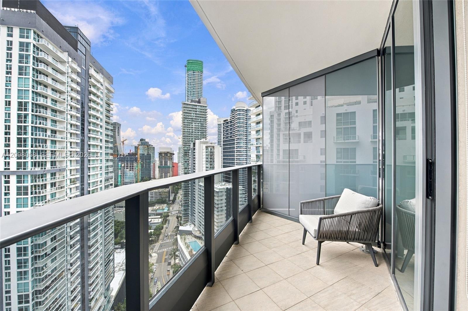 1000 Brickell Plaza