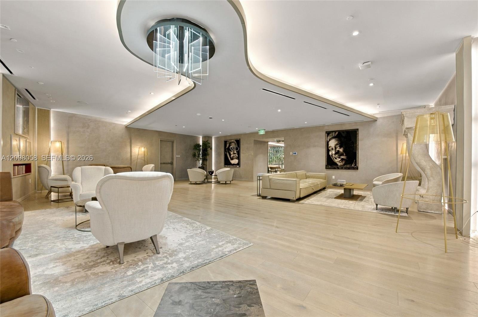 1000 Brickell Plaza