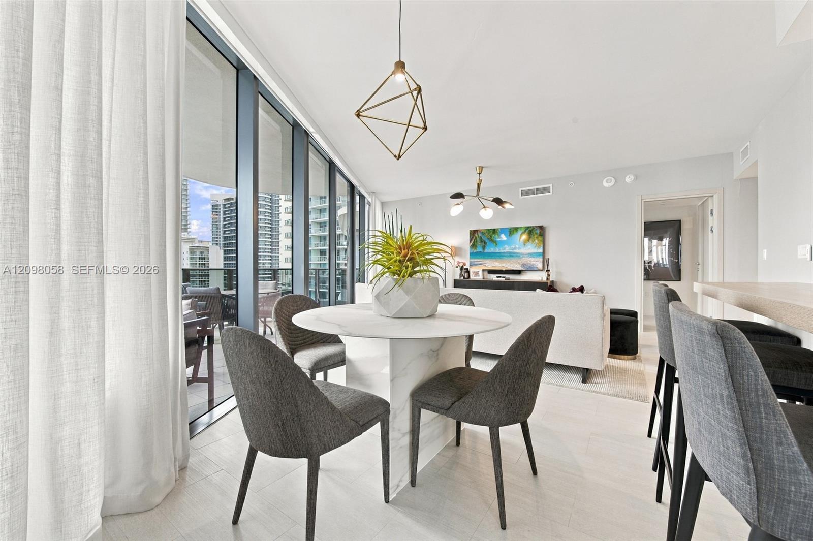 1000 Brickell Plaza