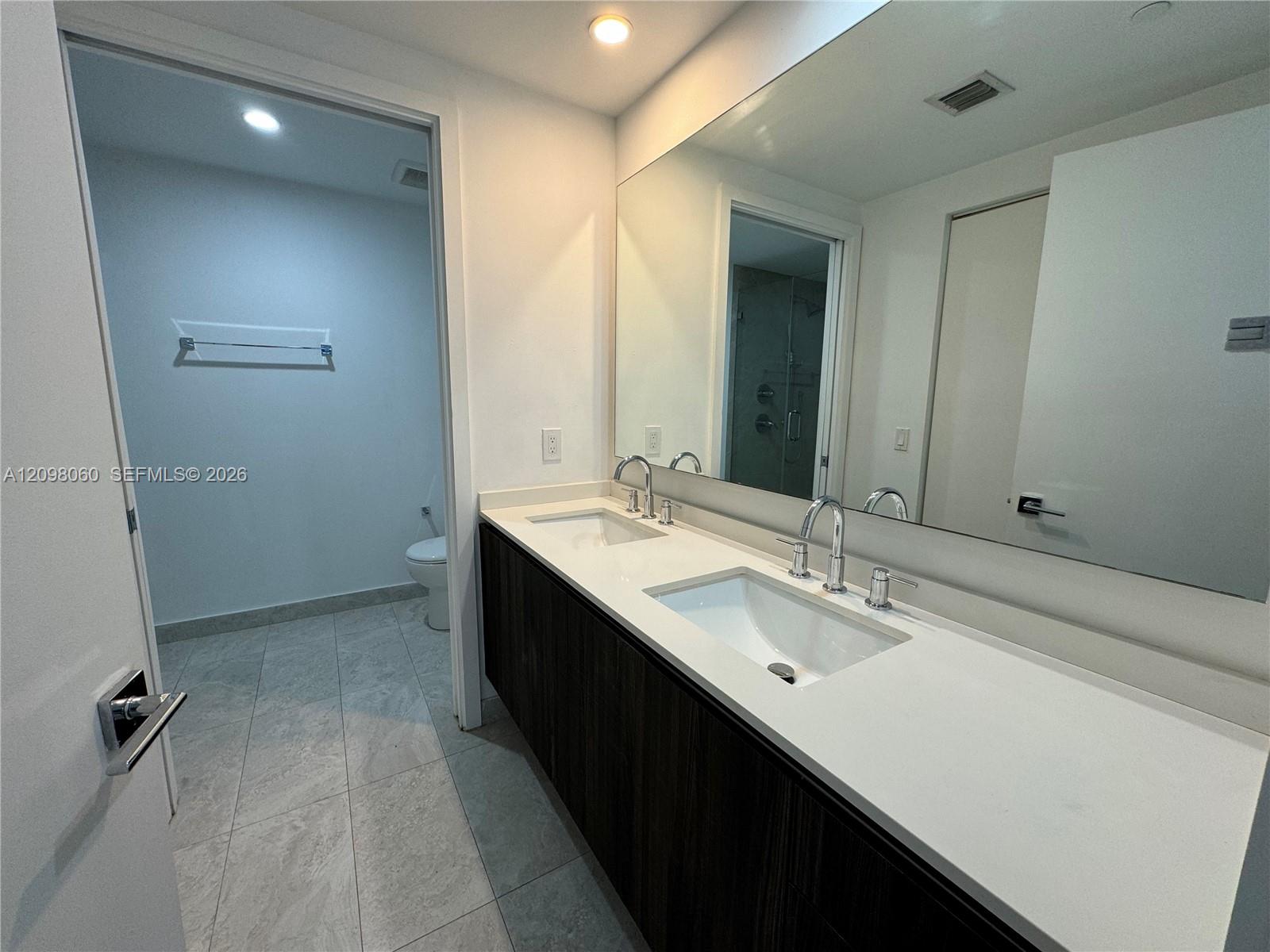 488 NE 18th Street