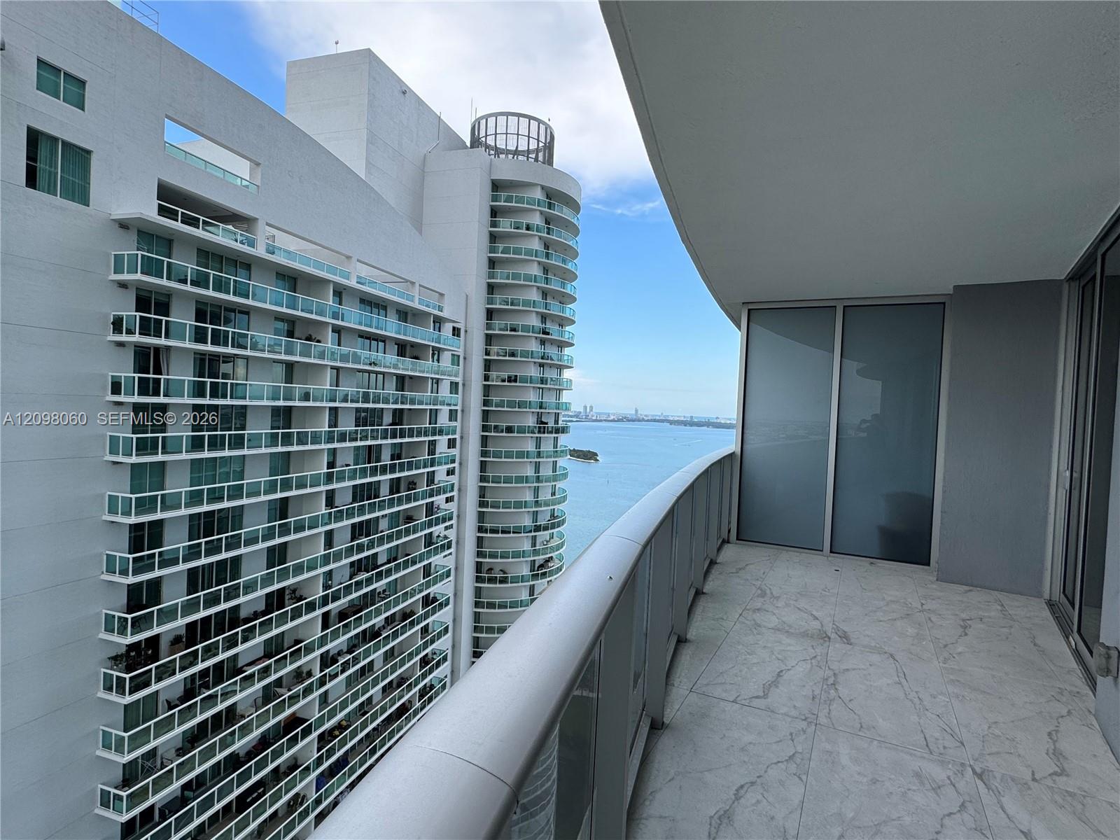 488 NE 18th Street