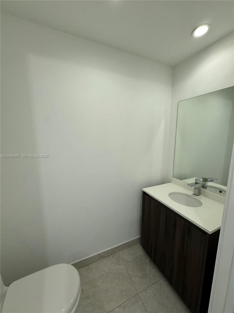 488 NE 18th Street