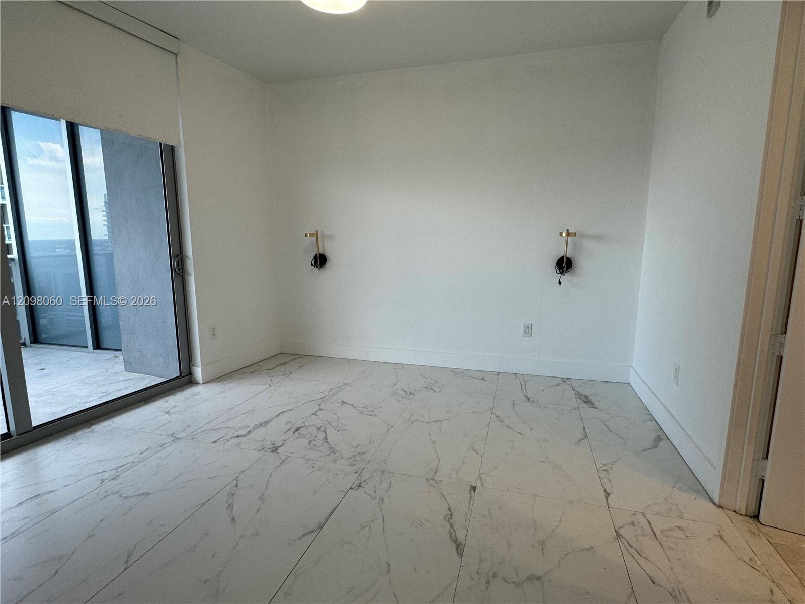 488 NE 18th Street