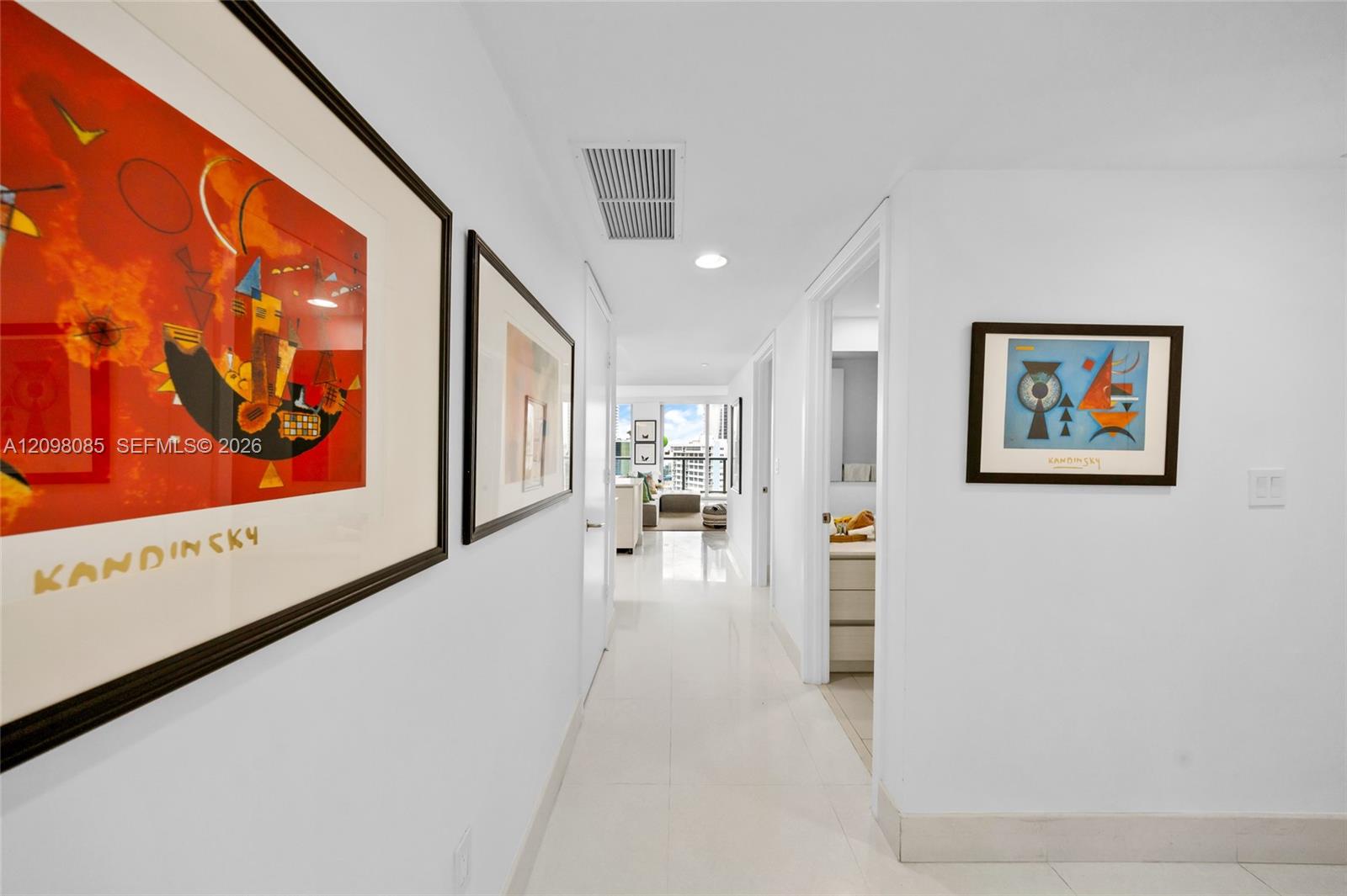 2600 E Hallandale Beach Boulevard gallery image #41