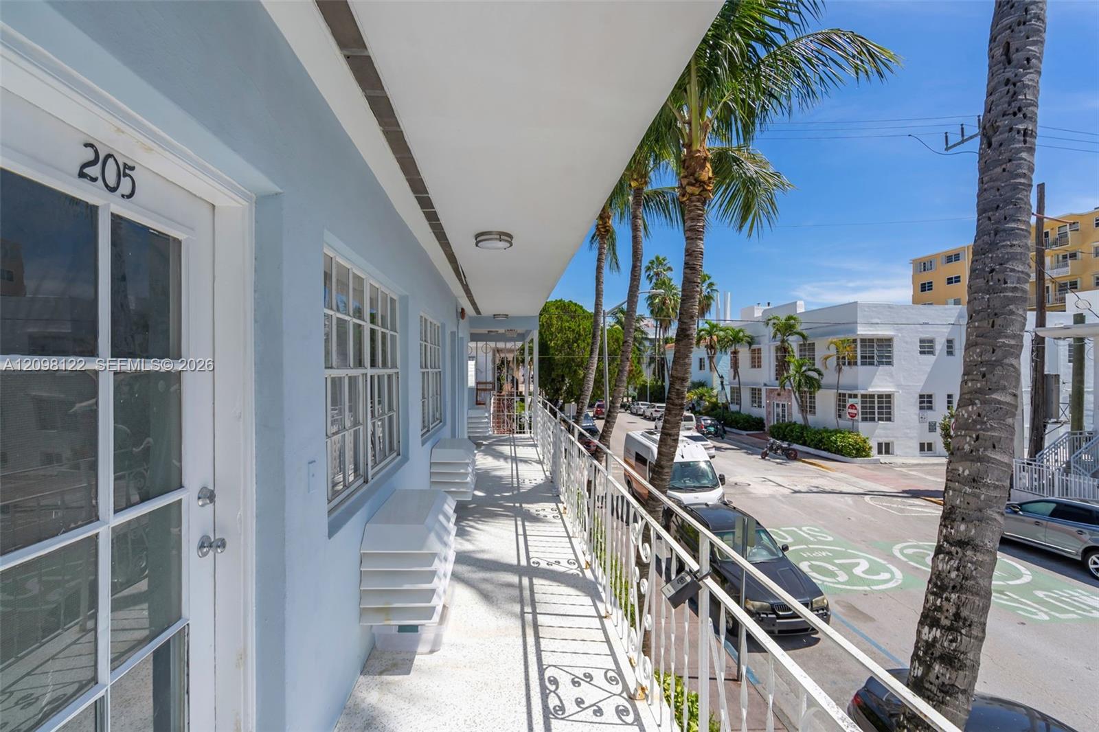635 8th Street