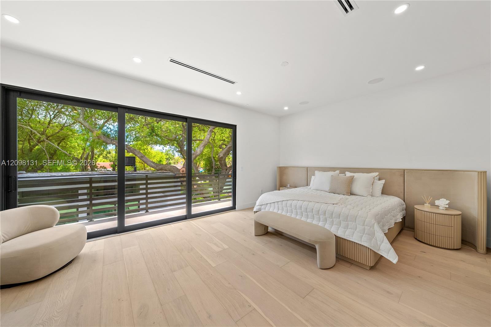 280 NW 47th Street
