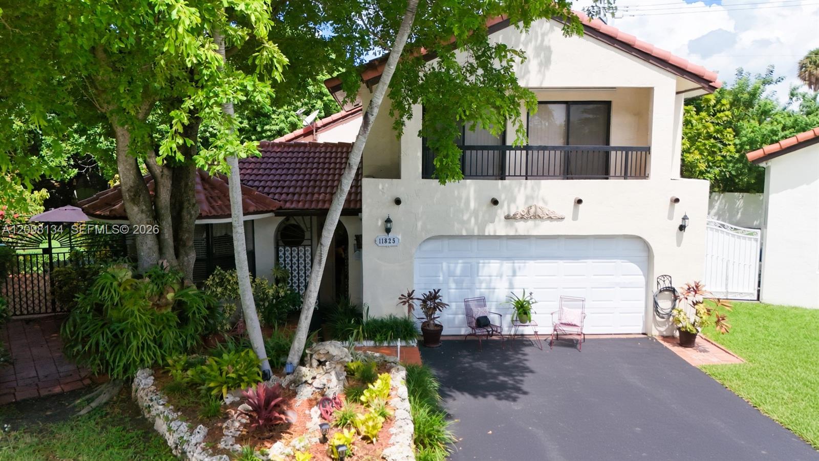11825 SW 104th Terrace