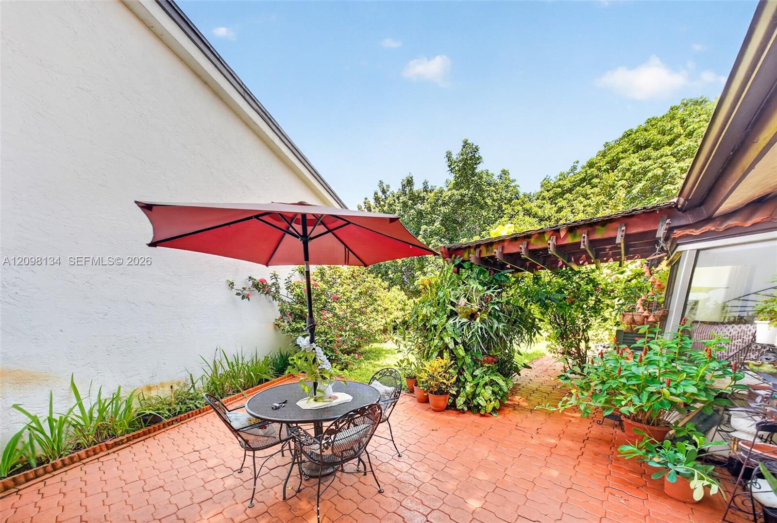 11825 SW 104th Terrace