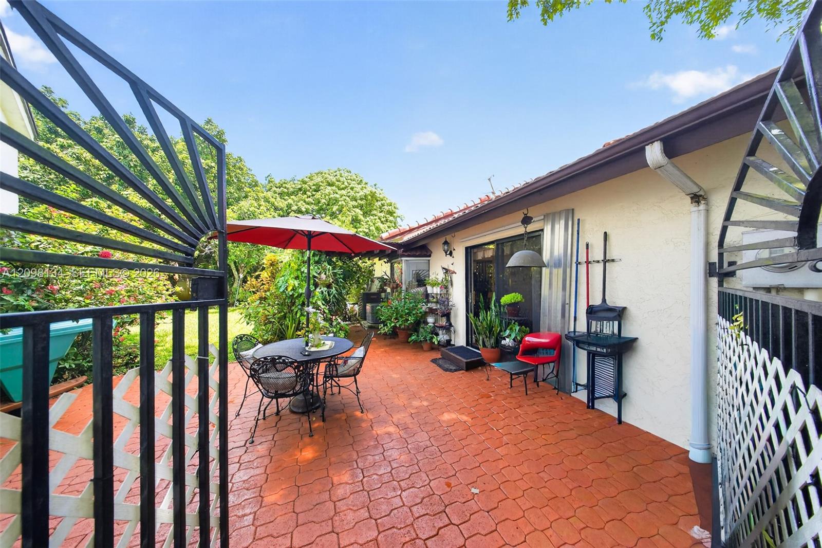 11825 SW 104th Terrace