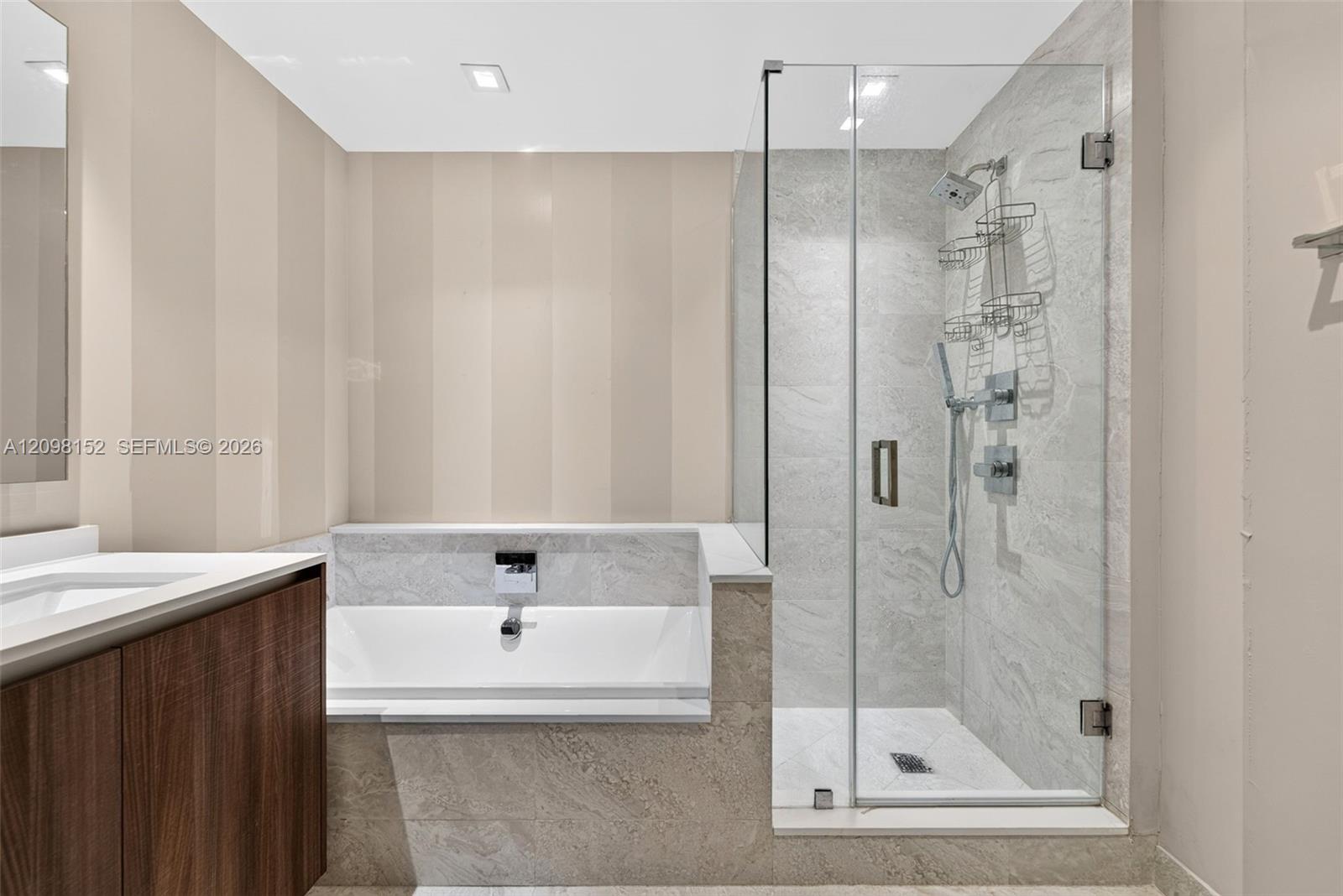 488 NE 18th Street