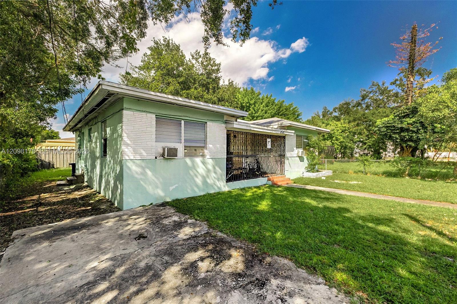 2525 NW 50th Street