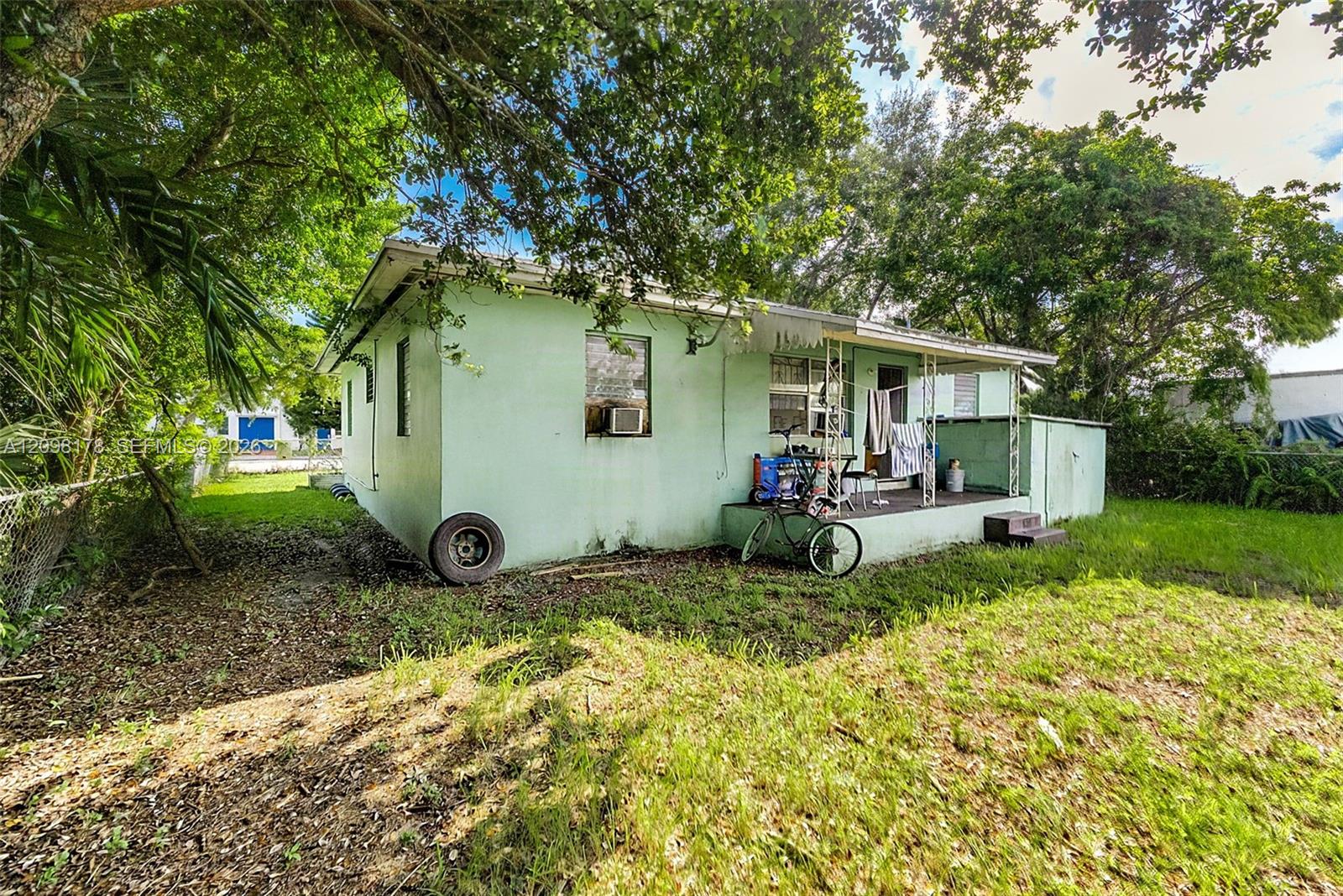 2525 NW 50th Street