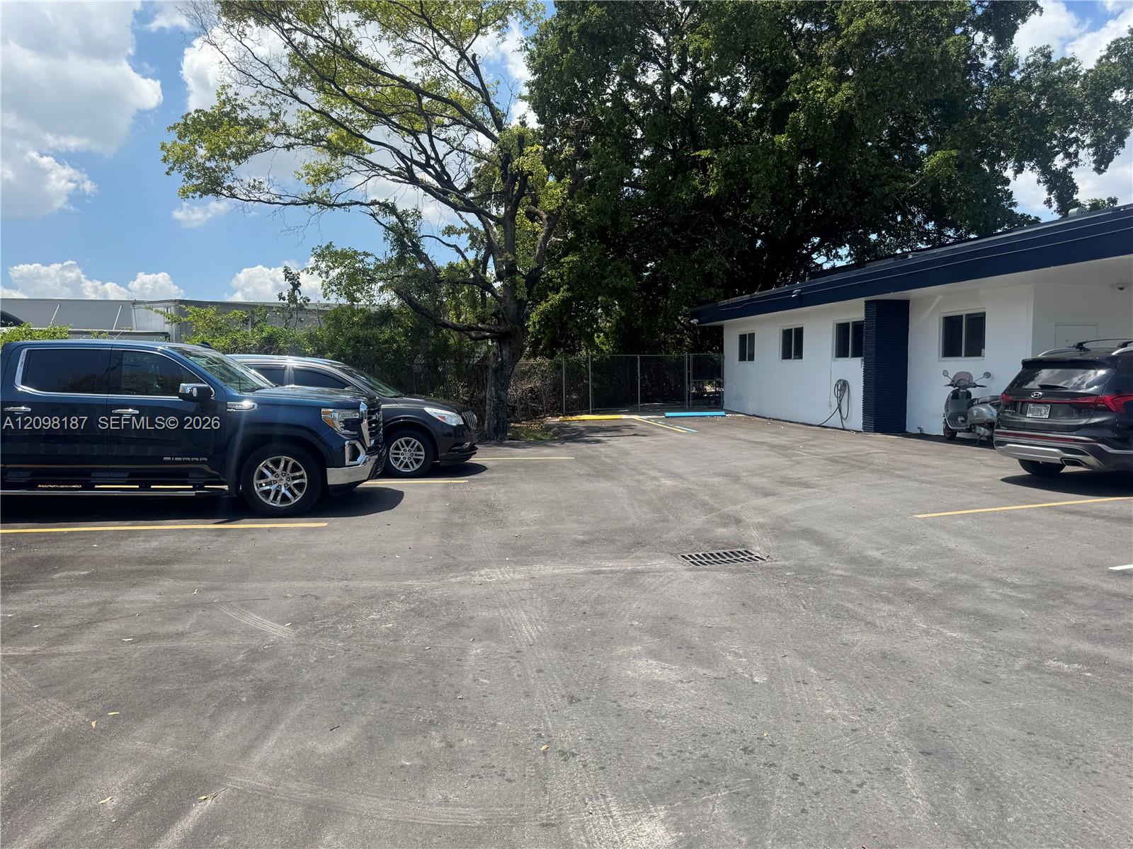 6500 NW 35th Avenue