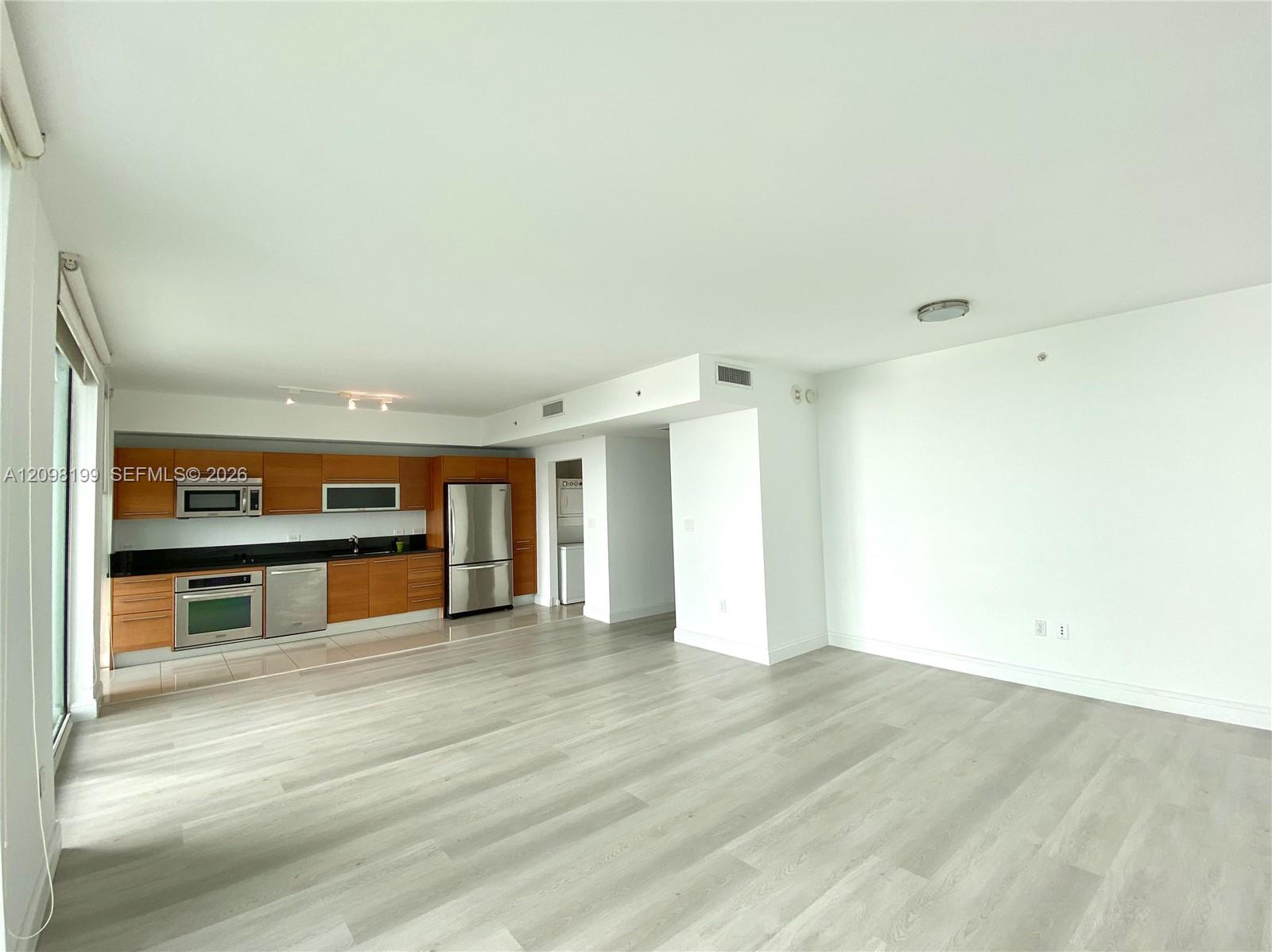 253 NE 2nd Street