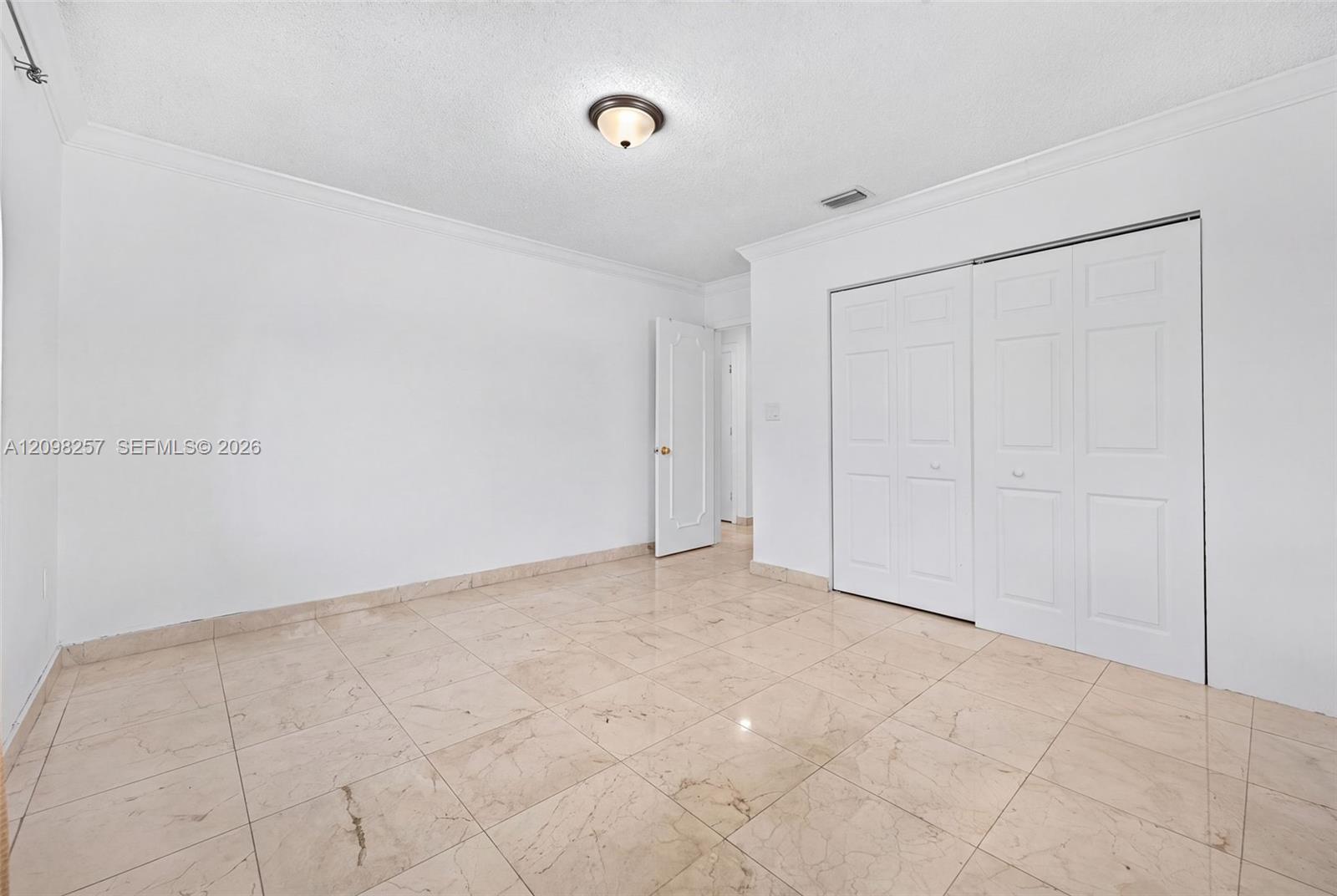 5550 SW 87th Avenue