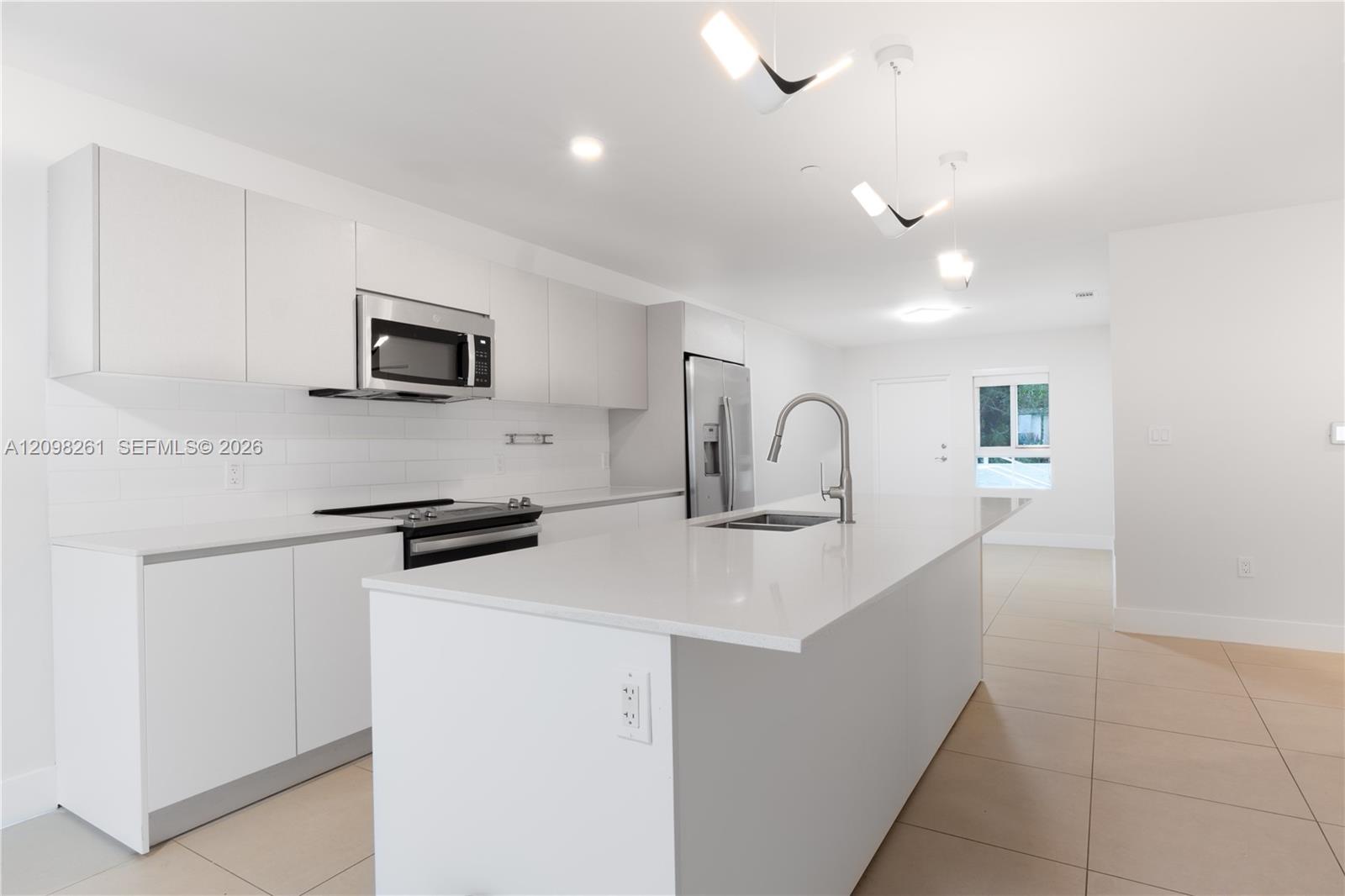 2555 NE 193rd Street