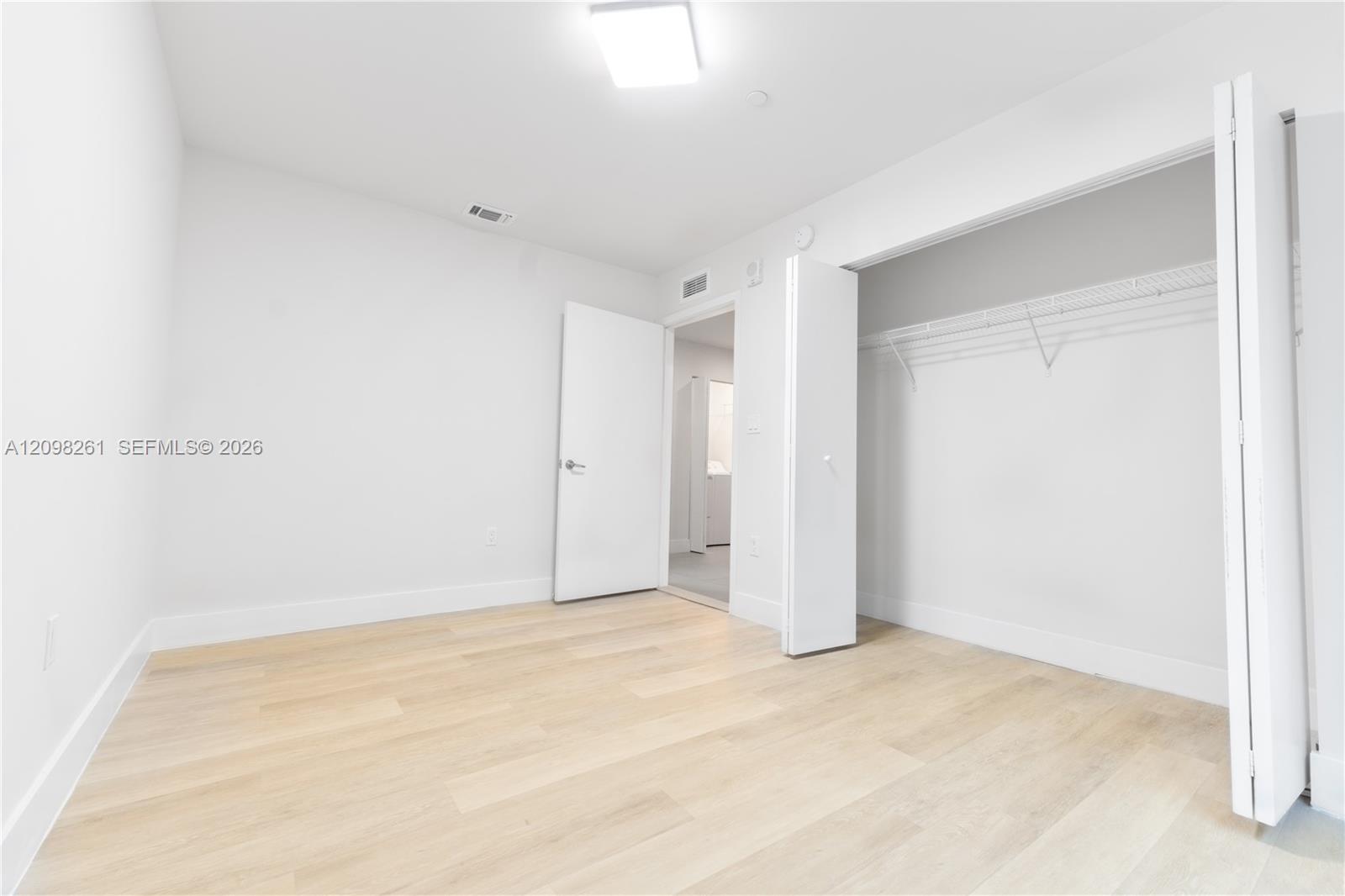 2555 NE 193rd Street