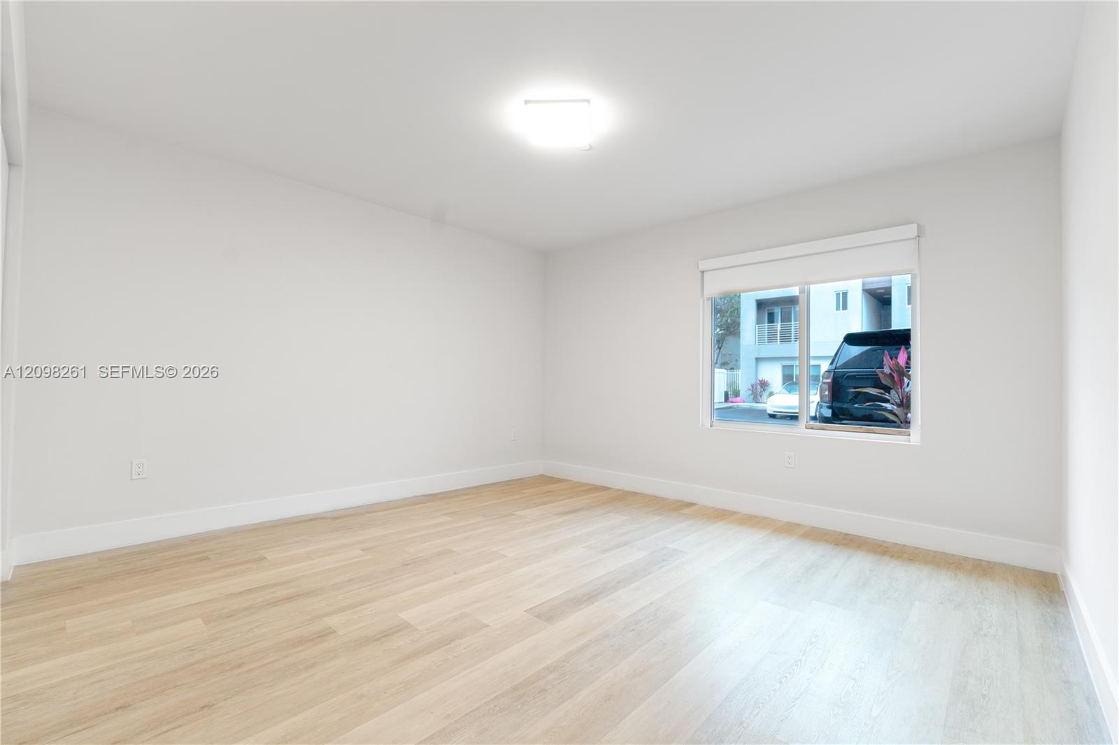2555 NE 193rd Street