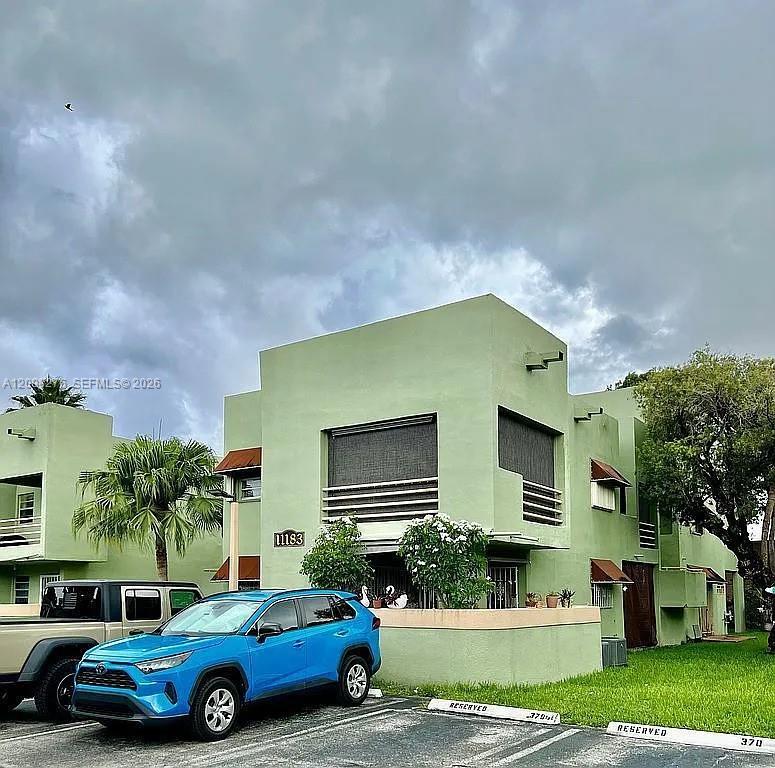 11183 NW 7th Street