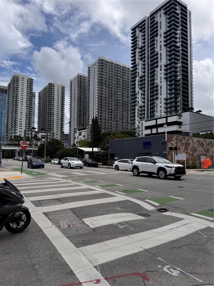 1600 NE 1st Avenue