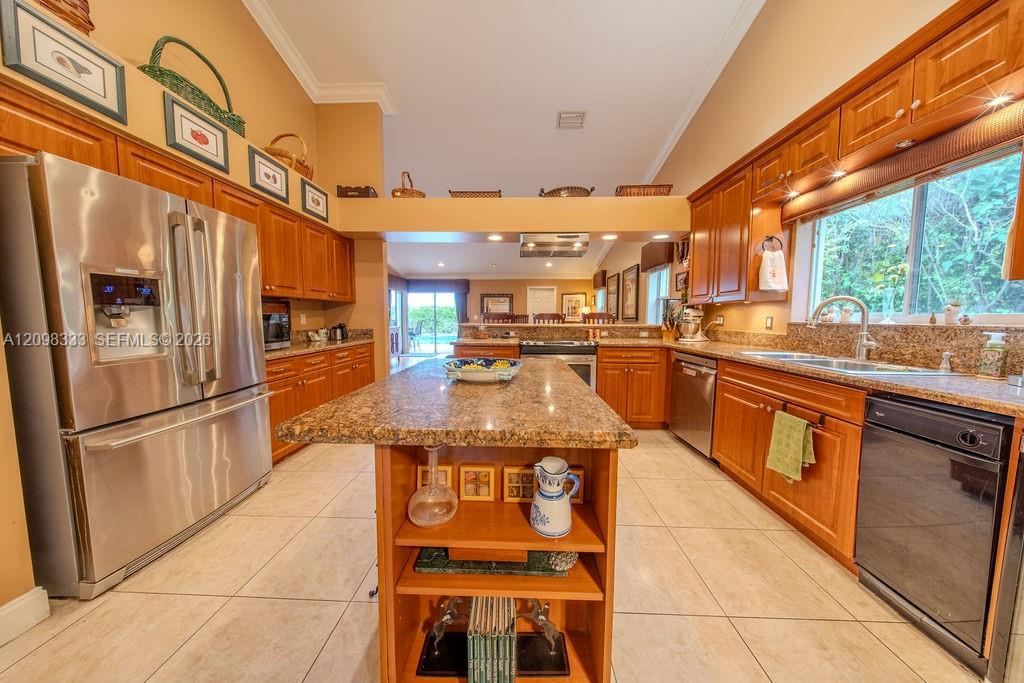 10071 NW 7th Street