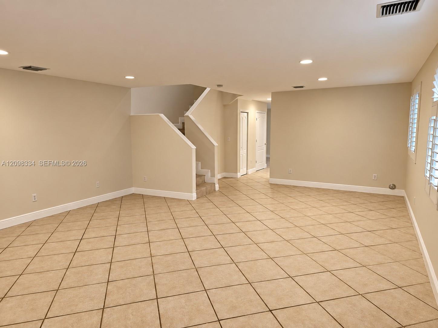 3280 Gifford Lane
