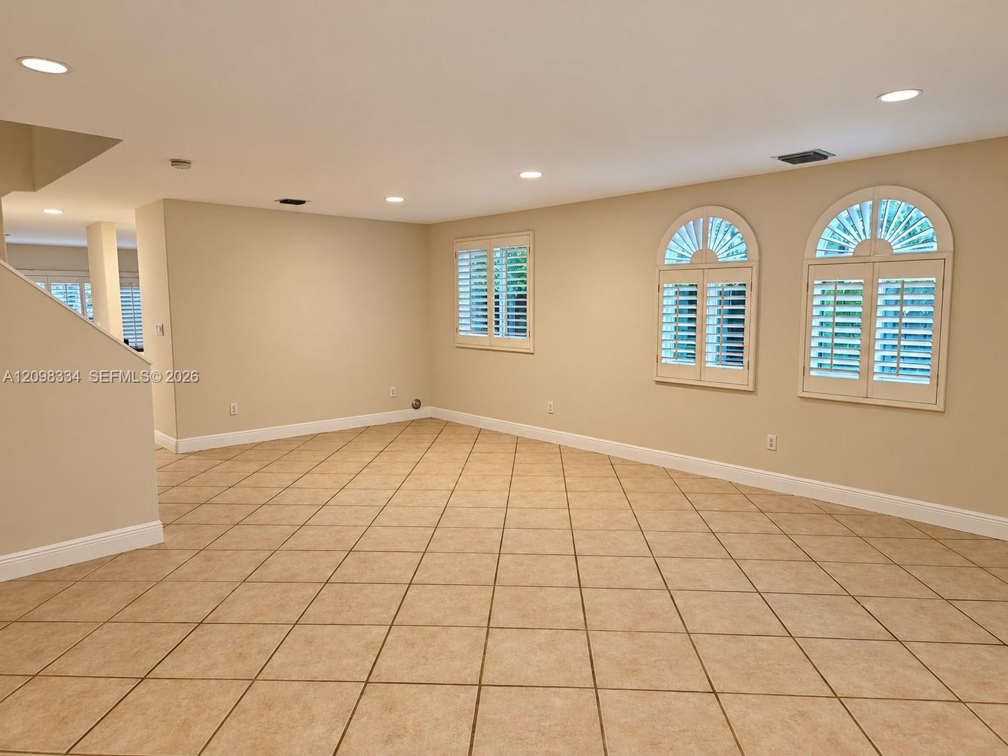 3280 Gifford Lane