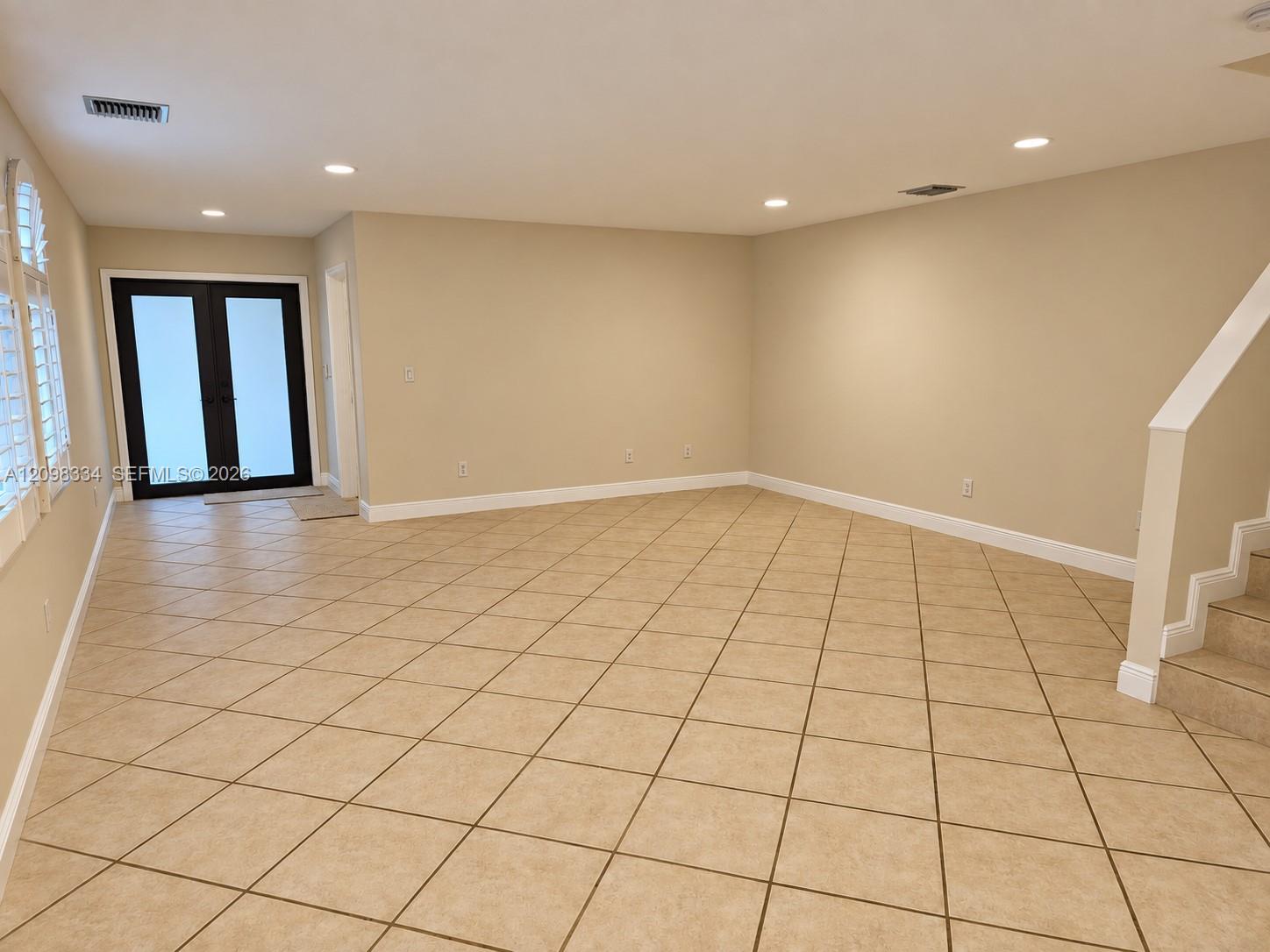 3280 Gifford Lane