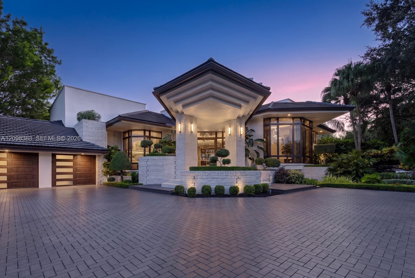 2965 Surrey Lane