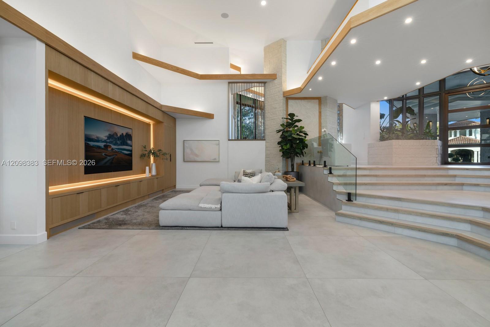 2965 Surrey Lane