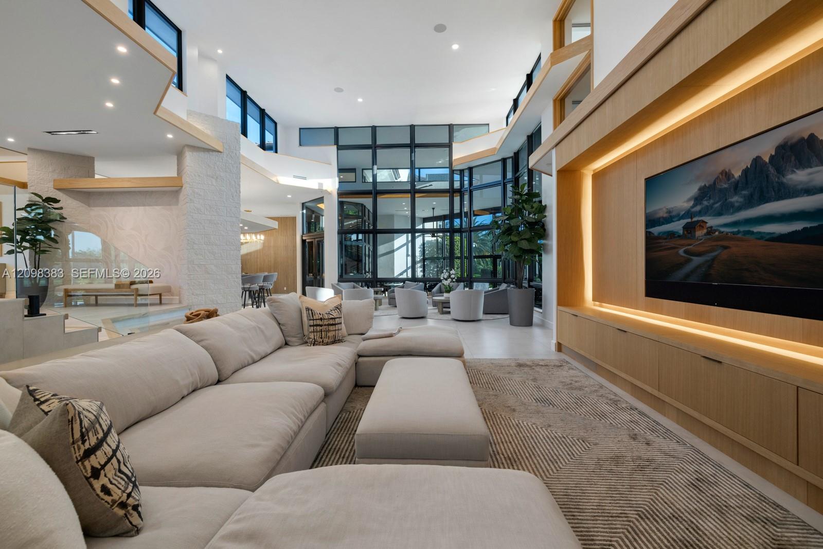 2965 Surrey Lane