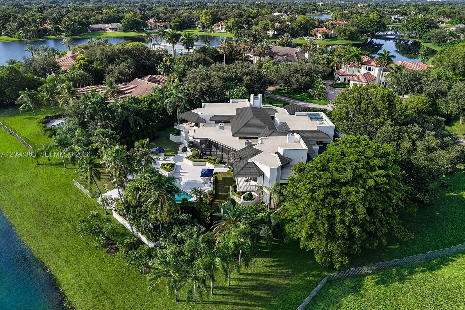 2965 Surrey Lane