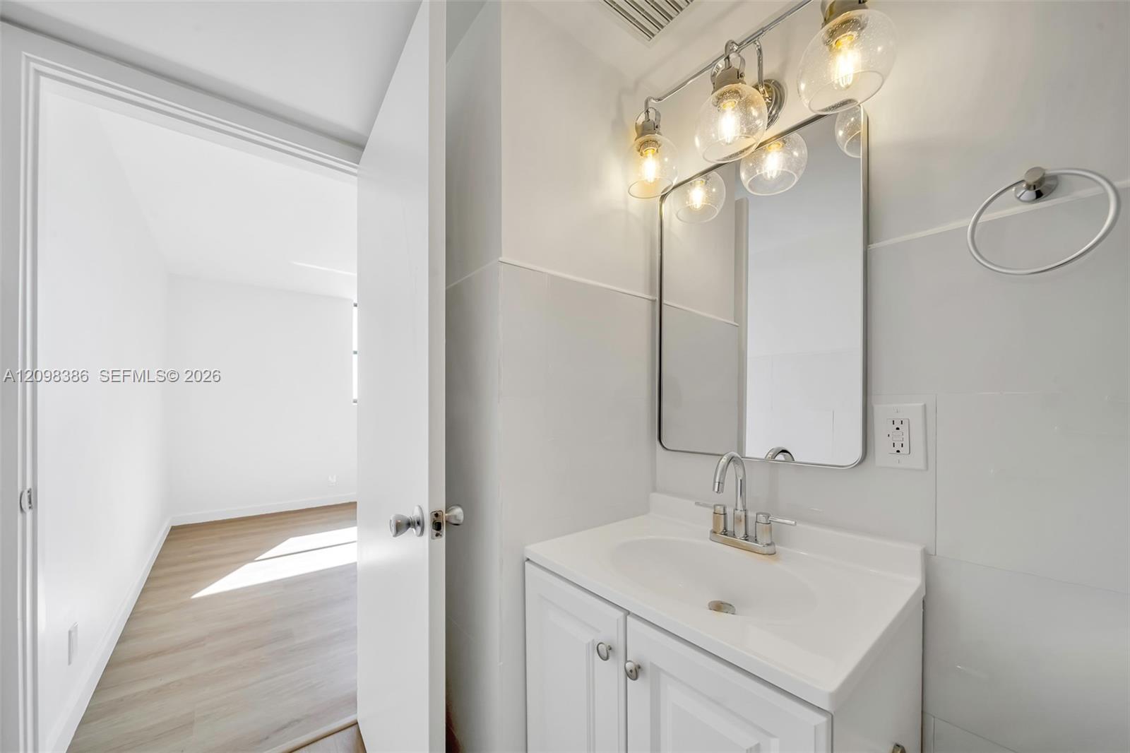 501 SW 1st Street