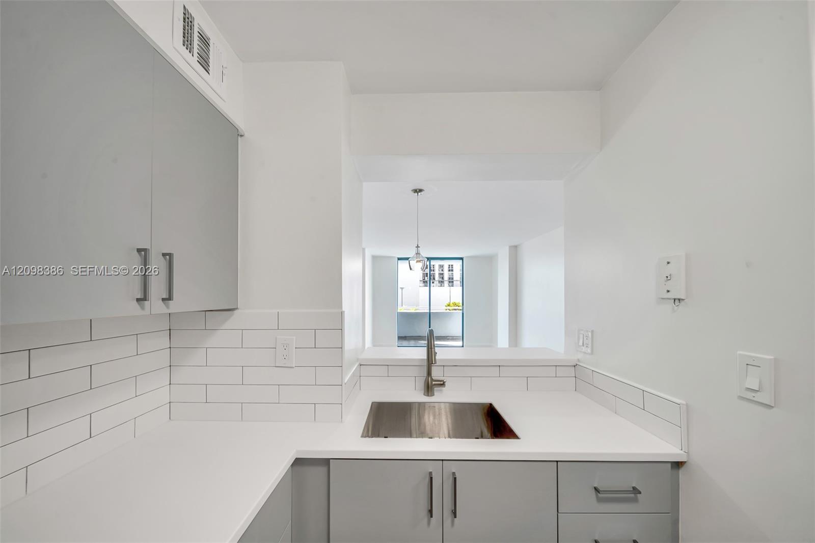 501 SW 1st Street