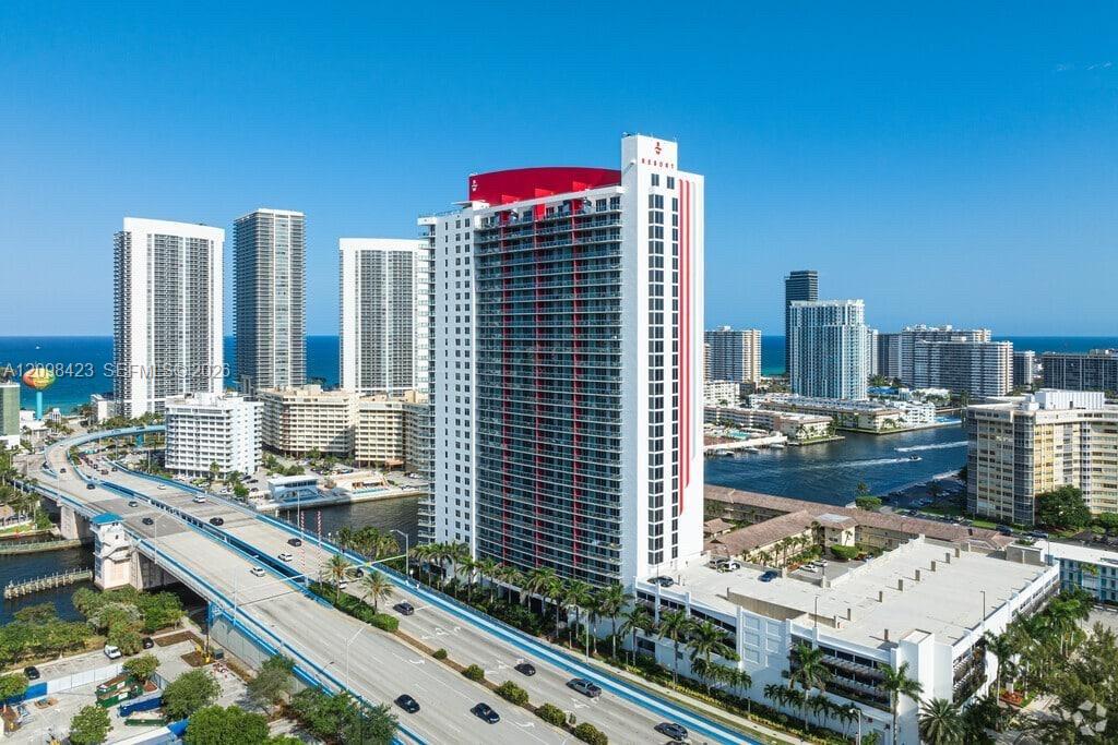 2602 E Hallandale Beach Boulevard gallery image #1