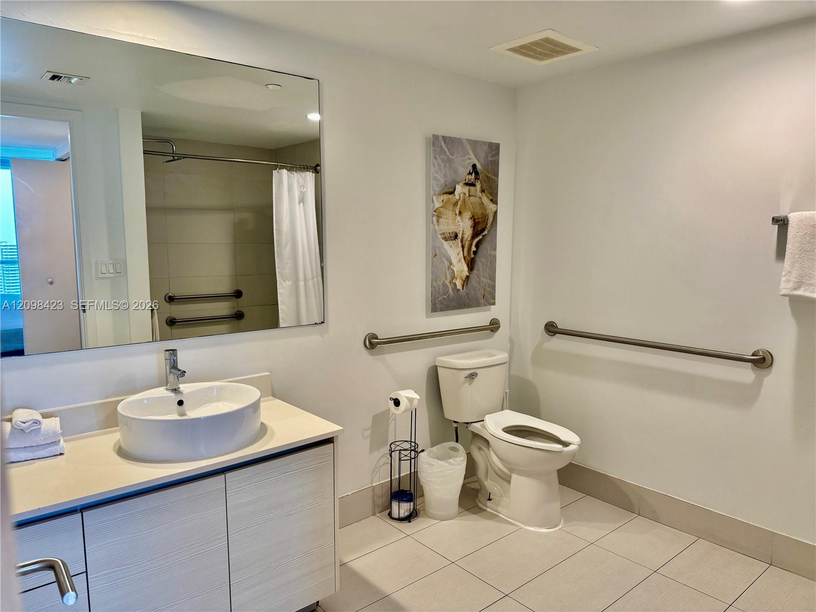 2602 E Hallandale Beach Boulevard gallery image #19