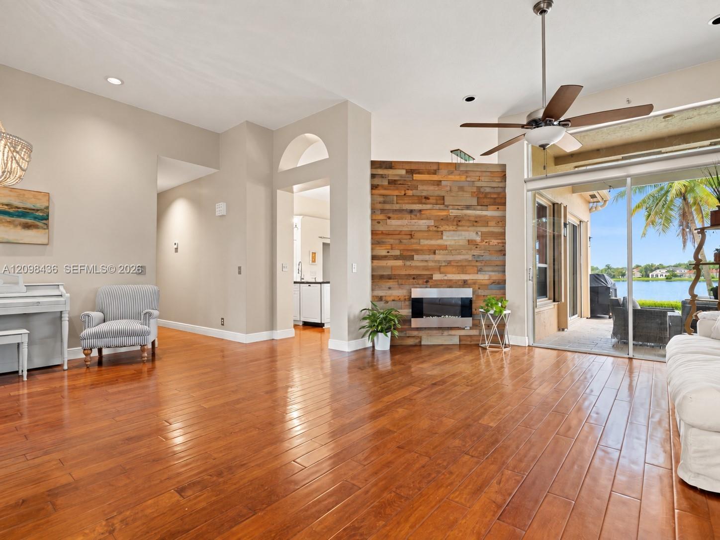 10938 Nashville Drive