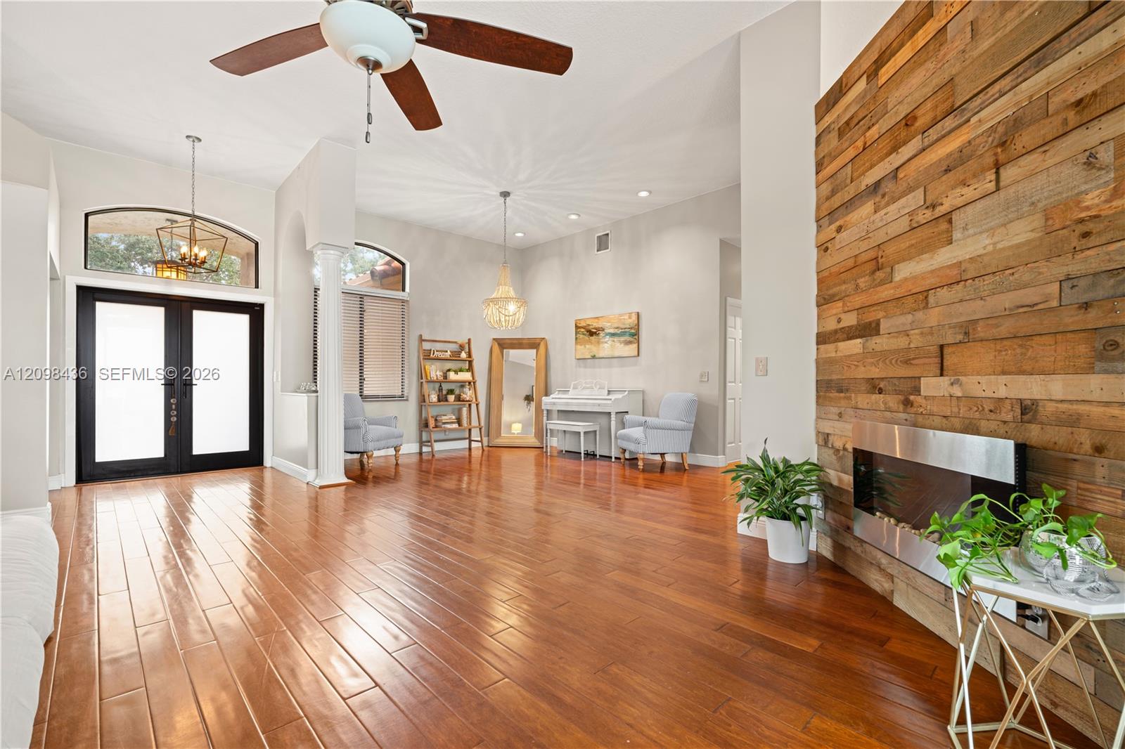 10938 Nashville Drive