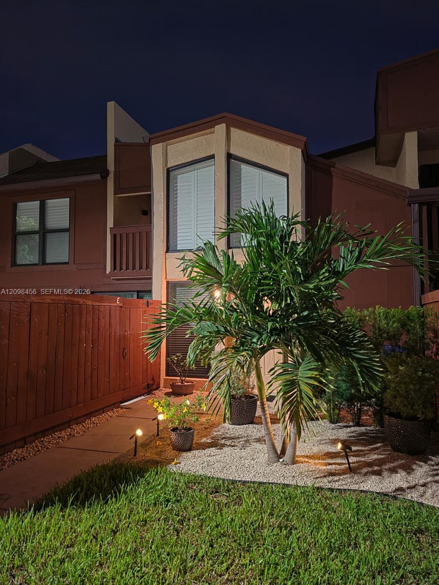 6534 SW 114th Place